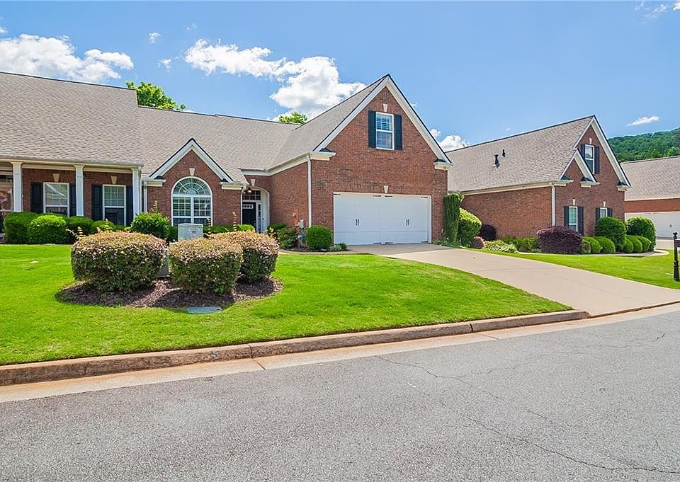1st image of 219 Claremore Dr