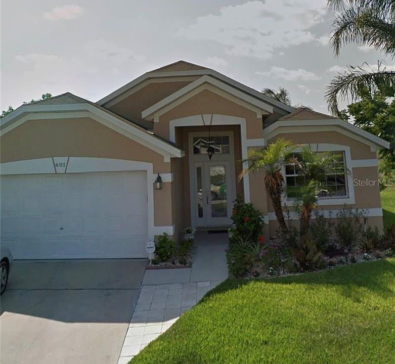 1st image of 601 China Berry Cir