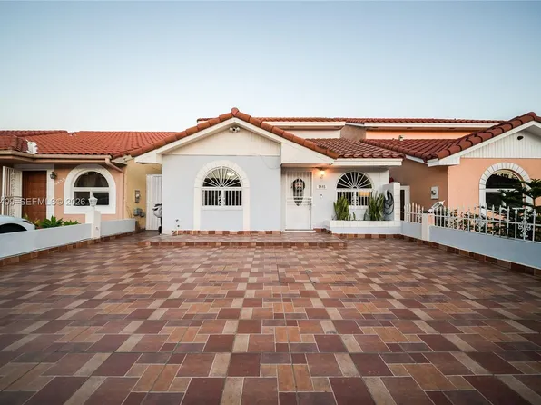 5445 W 27th Ln, Hialeah, FL 33016