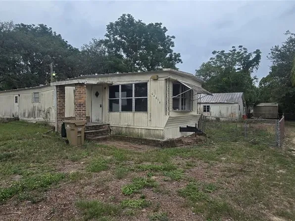 4634 Sunnyside Dr, Fruitland Park, FL 34731