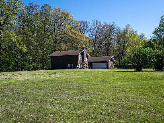 2nd image of 7106 Greenwell Rd