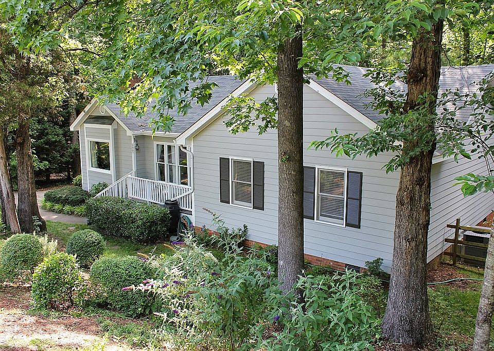 2nd image of 5007 Fortunes Ridge Dr