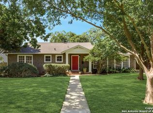 1032 Garraty Rd, Terrell Hills, TX 78209