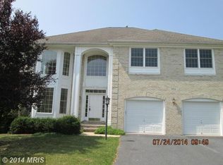 9702 Royal Crest Cir, Frederick, MD 21704
