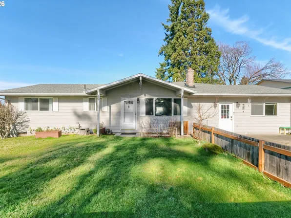 21001 SE Yamhill St, Gresham, OR 97030