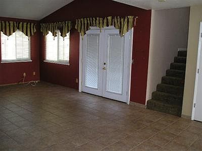 5th image of 3433 Suffolk Dr