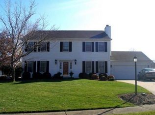 12821 Tradewinds Dr, North Royalton, OH 44133