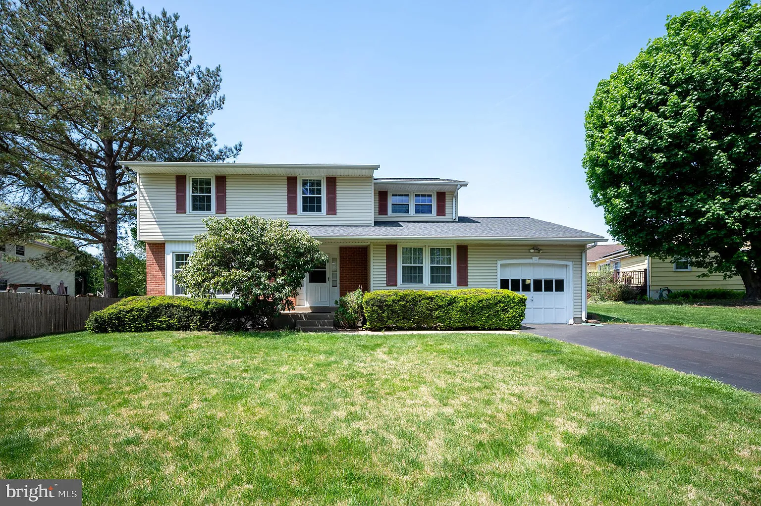 11 Whitekirk Dr photo 1