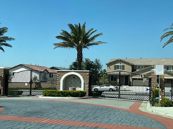 3rd image of 5156 Godinez Dr