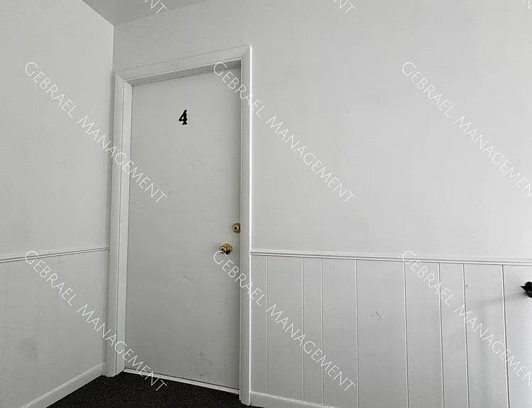 3615 Bernice Dr — Photo 1