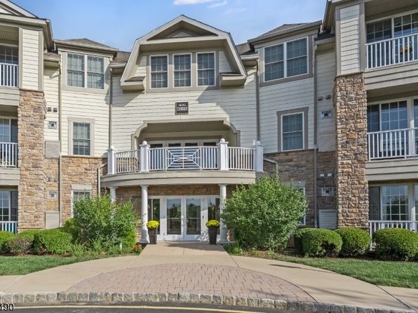354 Victoria Dr #354