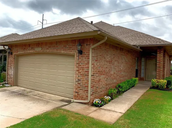 1928 NW 157th St, Edmond, OK 73013