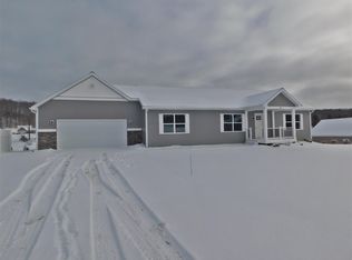 3967 Leslie Ln, Petoskey, MI 49770
