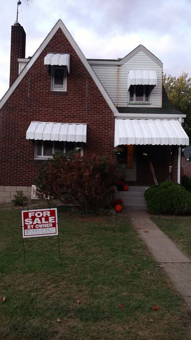 821 Saint Clair Ave photo 1
