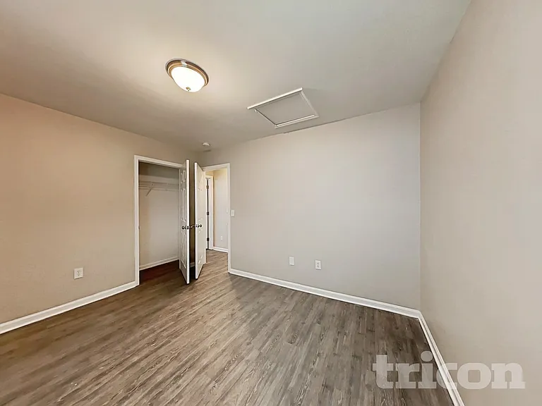 5213 Hildreth Ct — Photo 14