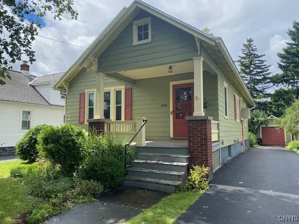2816 Milton Pl, Utica, NY 13501