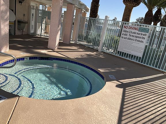 4th image of 4893 S Torrey Pines Dr #102-1