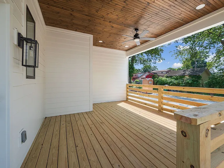 2527 W Heiman St #2527 — Photo 31