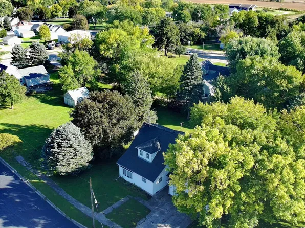 451 Paul Ave, Lake Wilson, MN 56151