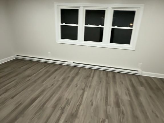 5th image of 83 Stevens Ave #1