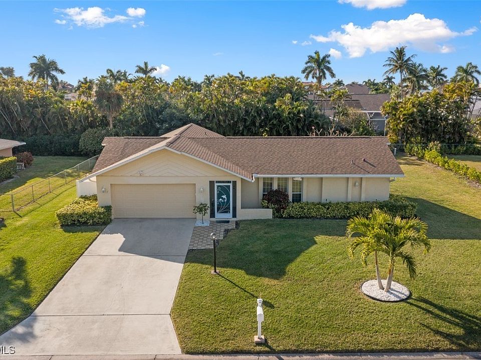 1st image of 15048 Bonaire Cir