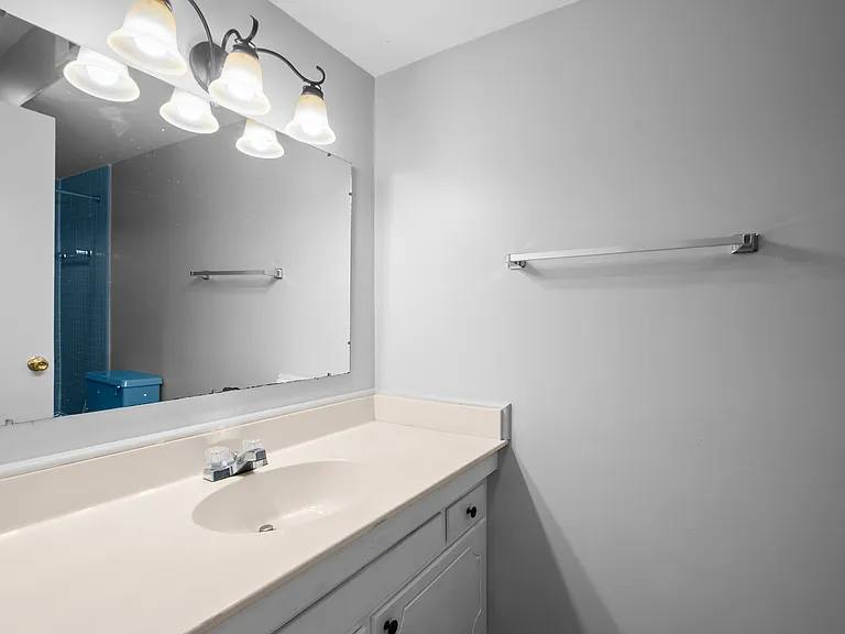 600 W Michigan Ave #8 — Photo 8