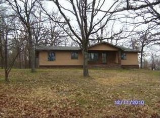 2677 W Farm Rd 80, Springfield, MO 65803