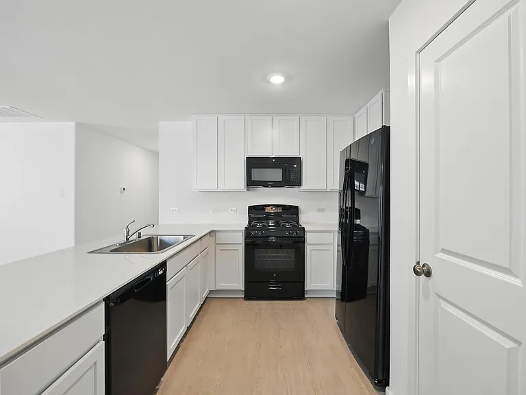 11538 Hermosa Ln — Photo 3