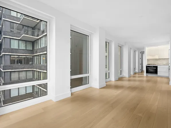 15 West 61st Street image 1 of 14
