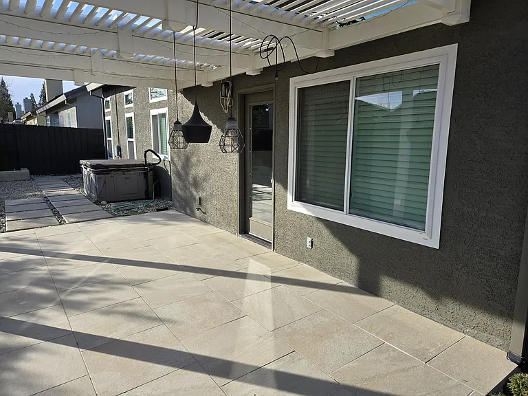 2428 Stefanie Dr — Photo 14