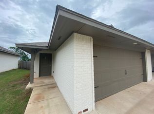 11418 N Lincoln Blvd, Oklahoma City, OK 73114