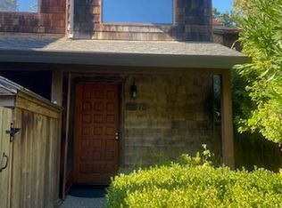 18478 Happy Ln, Sonoma, CA 95476