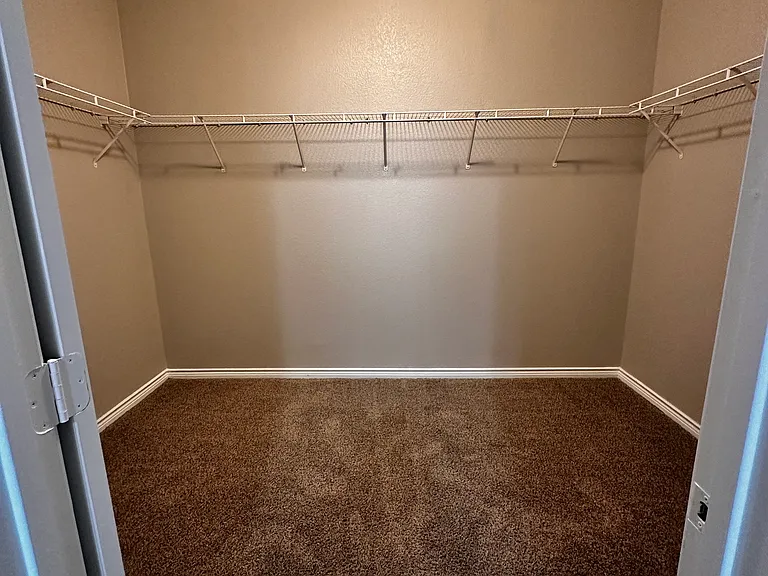 Westpoint at Scenic Vista Apartments — Photo 34