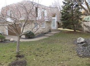 7704 Gleason Rd, Edina, MN 55439