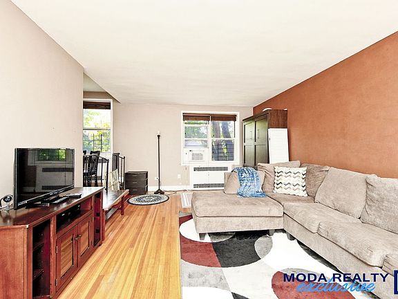 2nd image of 2600 Henry Hudson Pkwy E #4B