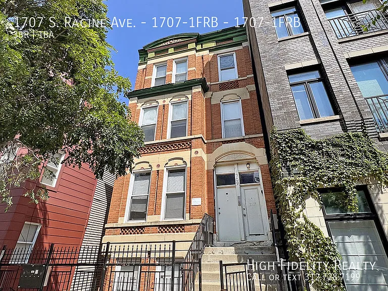 1707 S Racine Ave #1FRB — Photo 1
