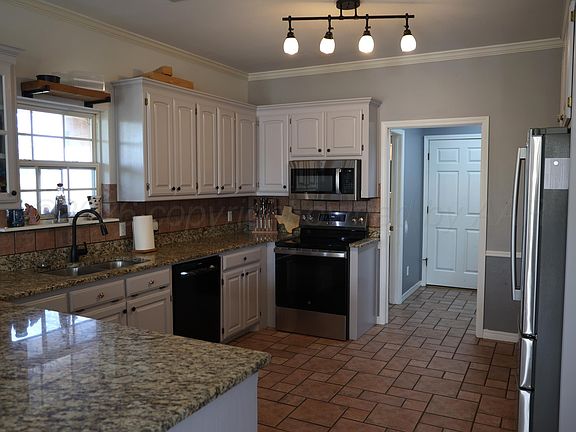 3rd image of 8917 Dove Rd