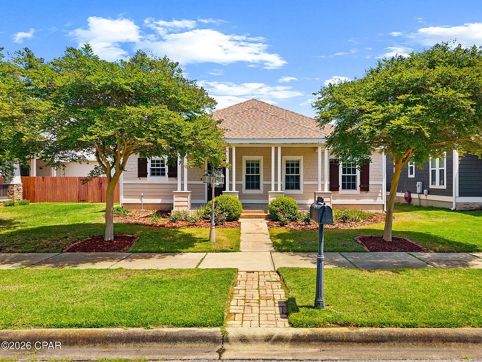 1st image of 303 Coral Gables St