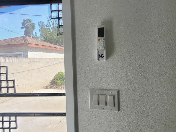 2218 Ximeno Ave, Long Beach, CA 90815