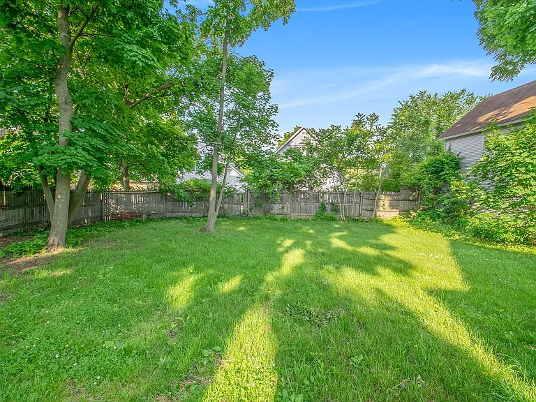 62 Caroline Pl NE — Photo 19
