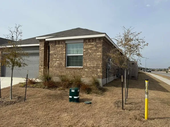 223 Camargue Dr, Hutto, TX 78634