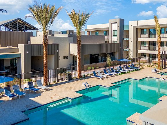 Resort-Style Pool