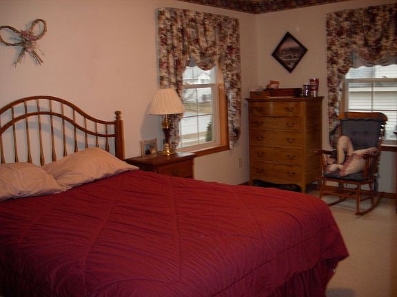 Spacious master with his/her closets