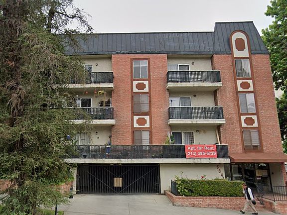 4th image of 504 S La Fayette Park Pl #114