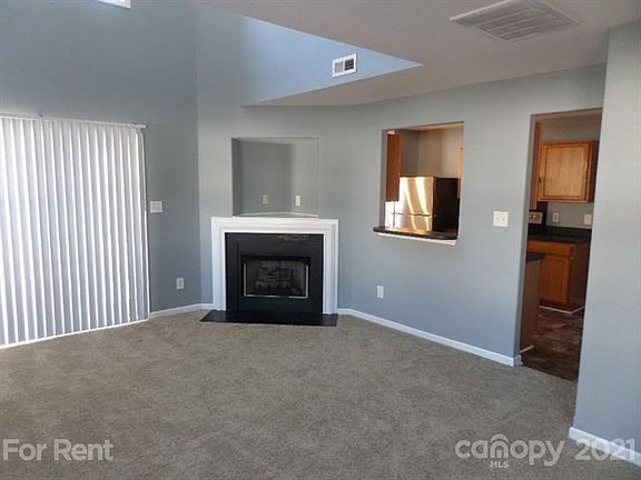 2nd image of 7716 Grapetree Ct