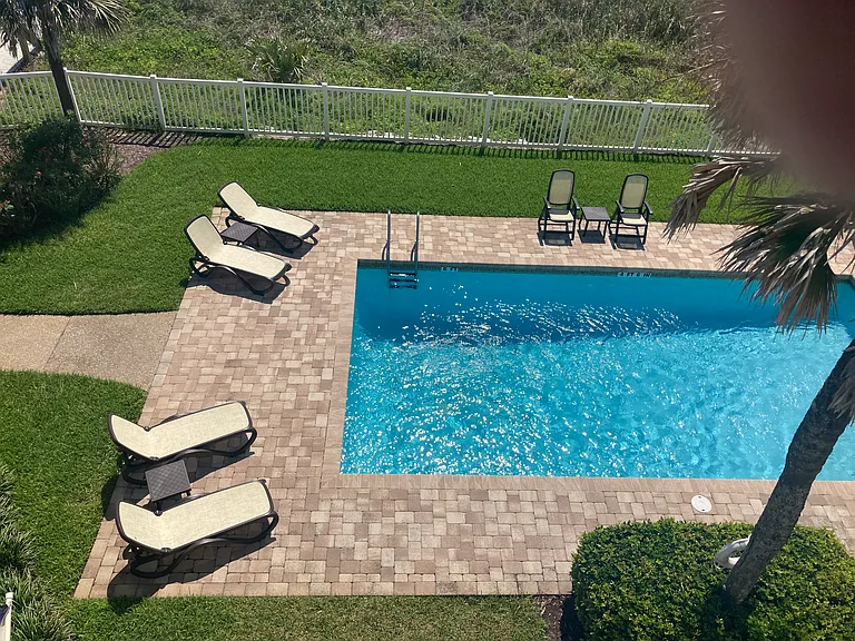 701 Beach Ave #203 — Photo 37