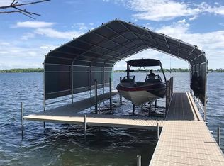 3010 Brooks Ln, Wayzata, MN 55391