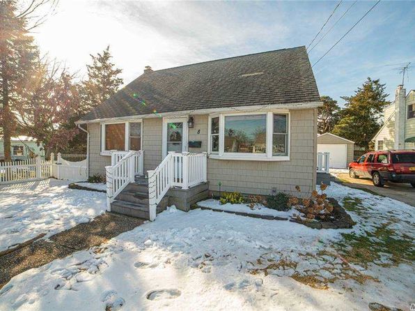 Bay Shore Real Estate Bay Shore NY Homes For Sale Zillow