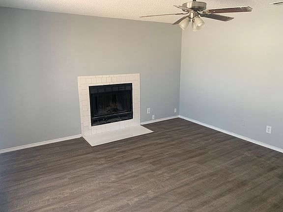 3rd image of 143 Allencrest Dr #D