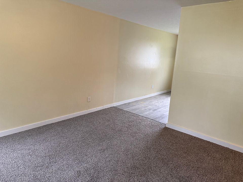 2nd image of 1520 Loddy Ave NE #4